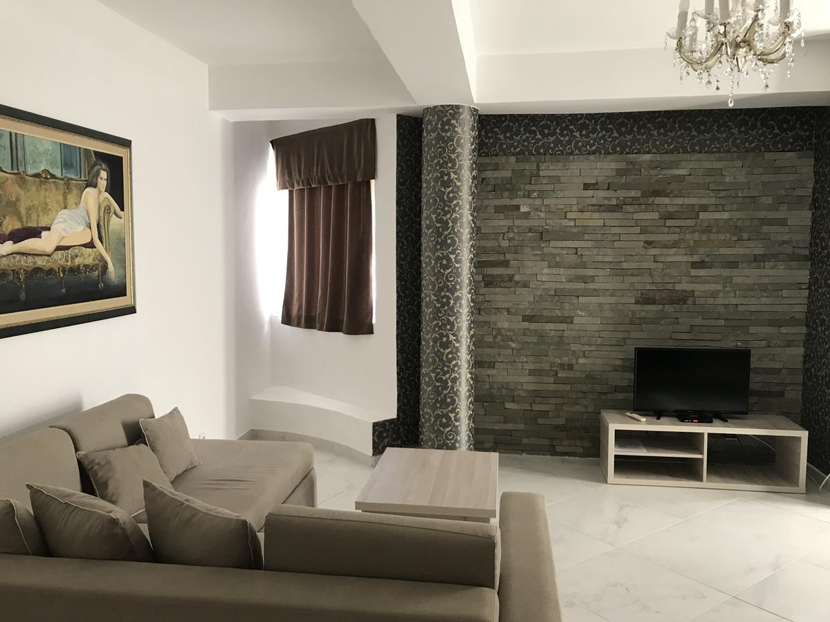 Hotel Imperial Ulcinj Exterior photo