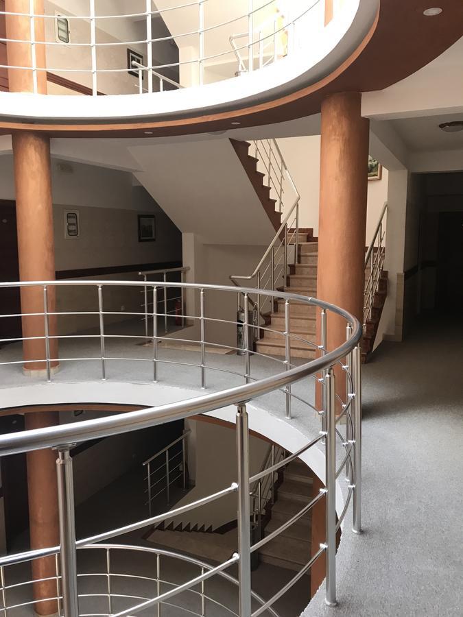 Hotel Imperial Ulcinj Exterior photo