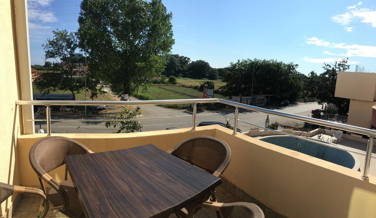 Hotel Imperial Ulcinj Exterior photo
