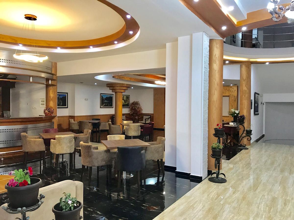 Hotel Imperial Ulcinj Exterior photo