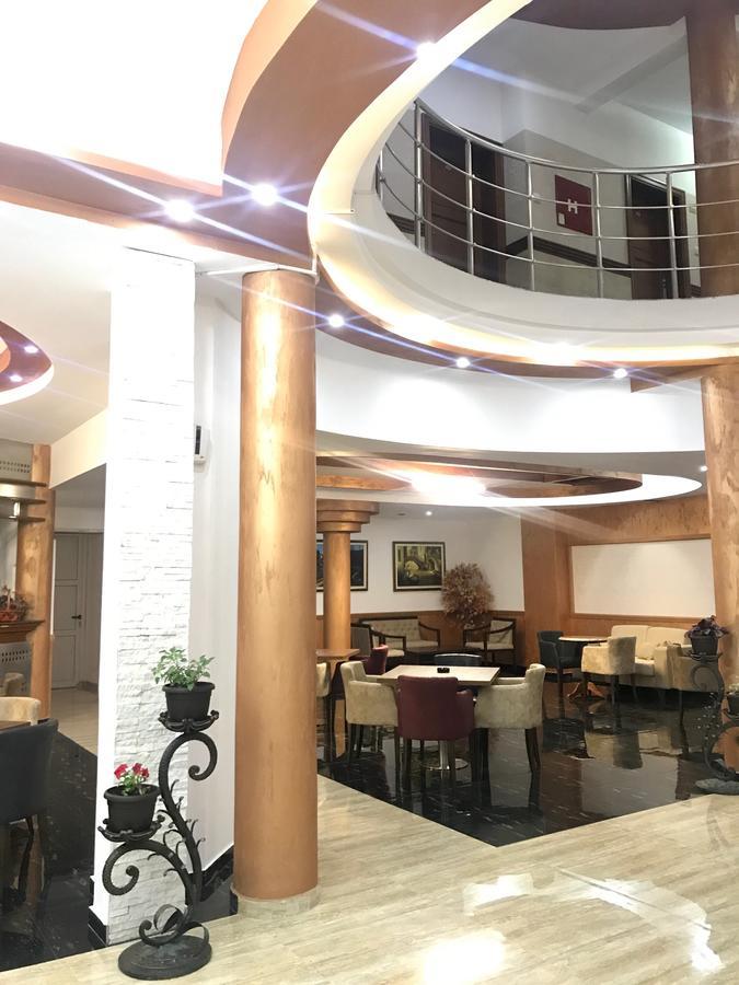 Hotel Imperial Ulcinj Exterior photo