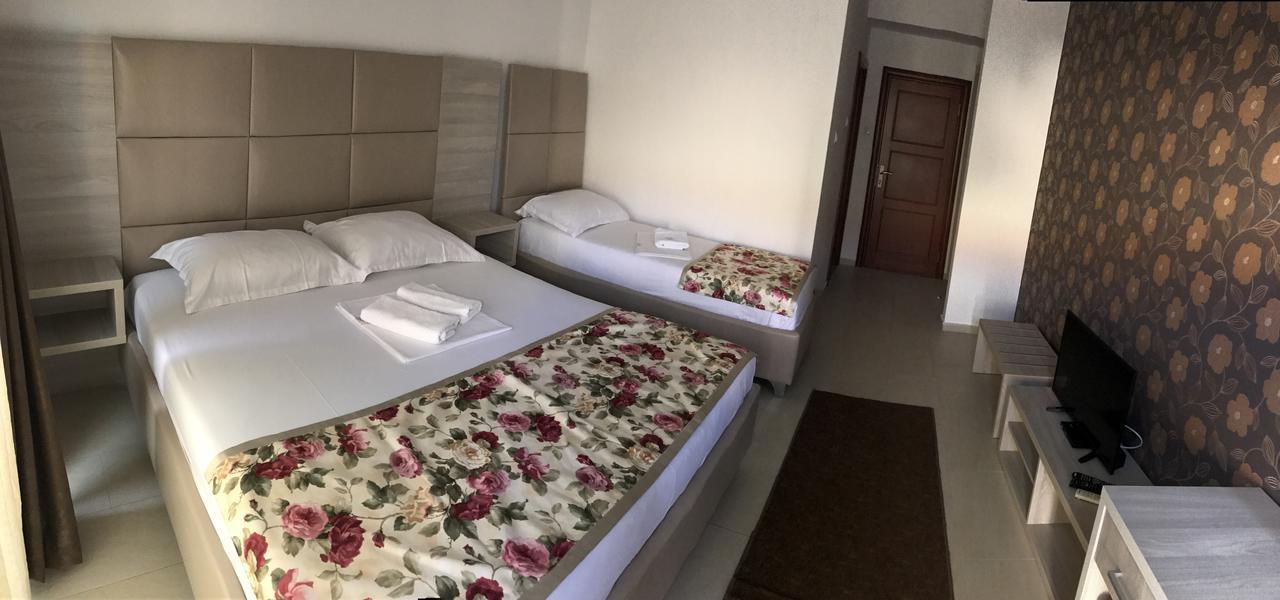 Hotel Imperial Ulcinj Exterior photo